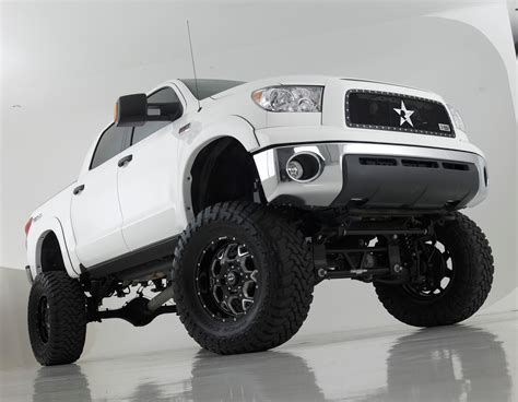 Bulletproof suspension - The Bulletproof Suspension Chevy-GMC 2500-3500 6-8 Inch Lift Kit will allow you to run 35″ x 12.5 up to 37″ x 13.50 tires. Recommended wheel back spacing 4 1/2″. All components are made from A36 steel plate 1/4″ thick or thicker and heavy wall D.O.M. (drawn over mandrel) seamless steel tubing. We use continuous seam welding with ... 